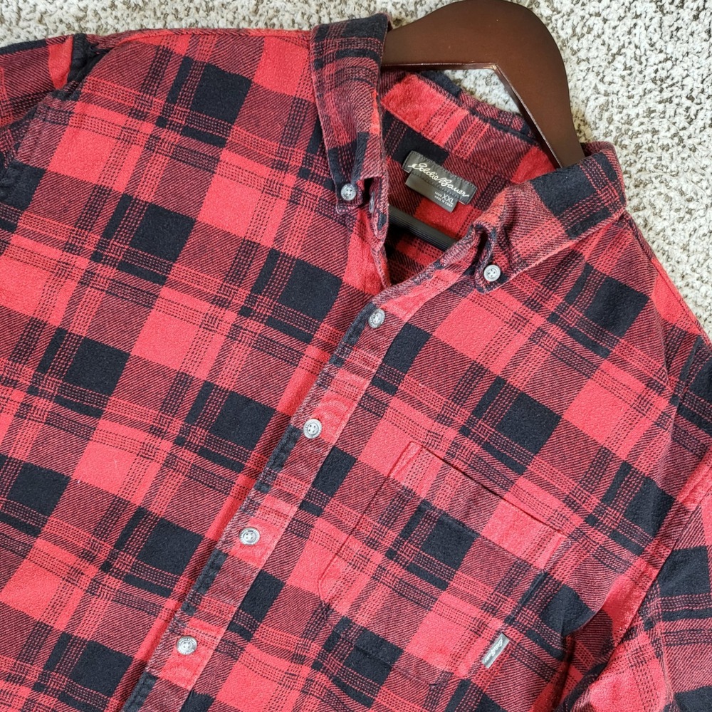 Eddie Bauer Mens XXL Flannel Shirt Red Black Plaid Button Down Long Sleeve